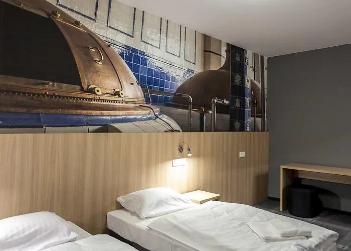 Отель Hotel Ren & Restauracja Browar Kociewski Старогард-Гданьский